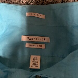 Men’s Van Heusen Dress shirt